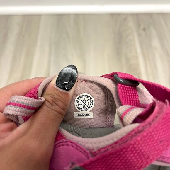 Keen Sandals Girls 3 Seacamp II CNX Very Berry/Dawn Pink Hybrid - Picture 7 of 7